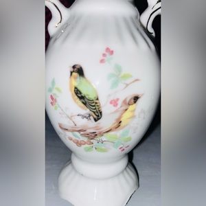 🦜Unmarked Bird Vase- Definitely Vintage, Painted Gold Gilding and Parakeet’s🦜